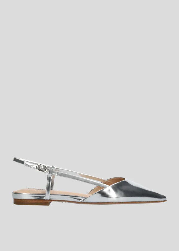 Lola Cruz Icons-CARMEN FLAT