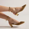 Lola Cruz Salones-PIA PUMP 45